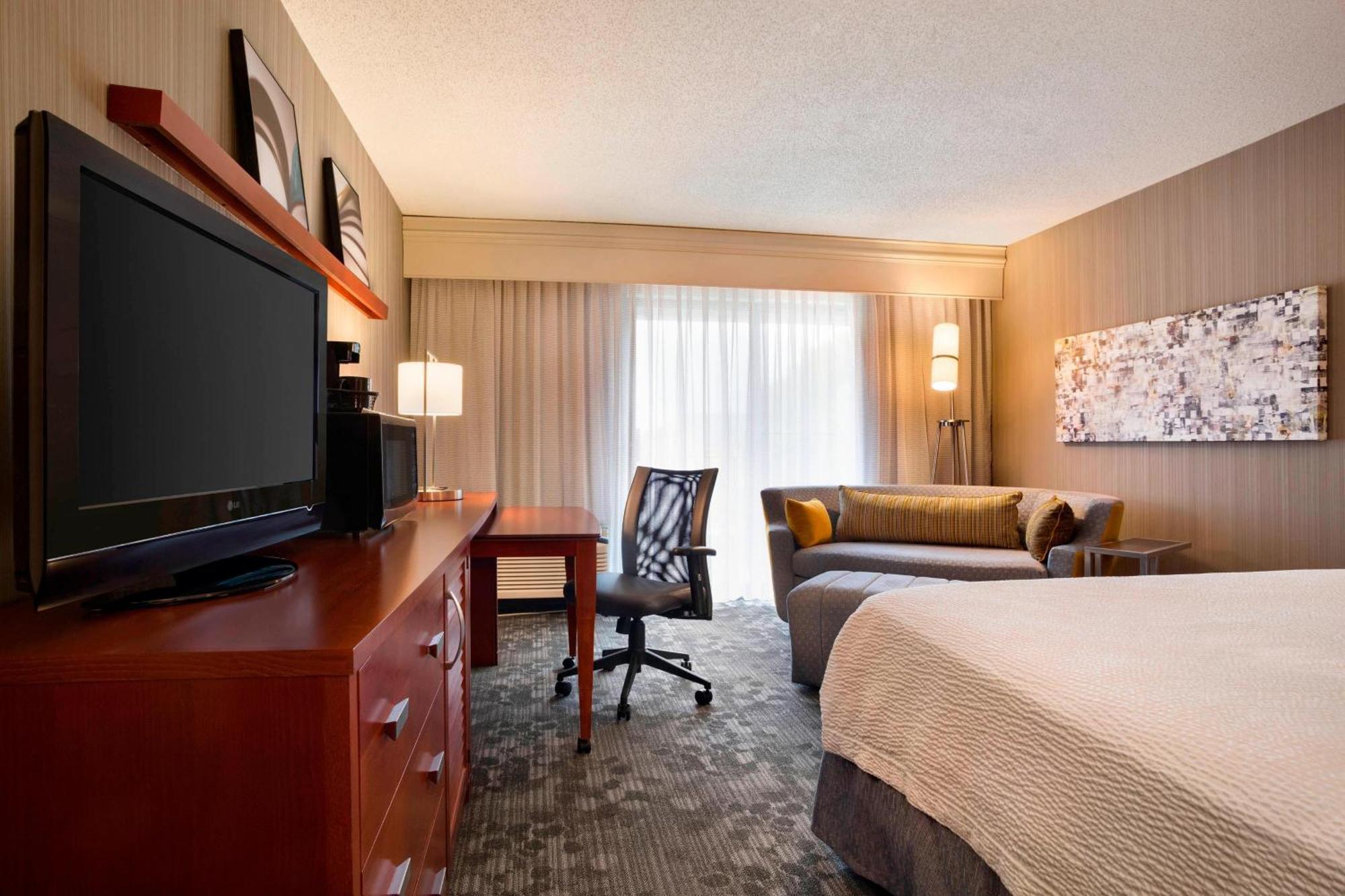 Courtyard By Marriott Champaign Hotel Kültér fotó