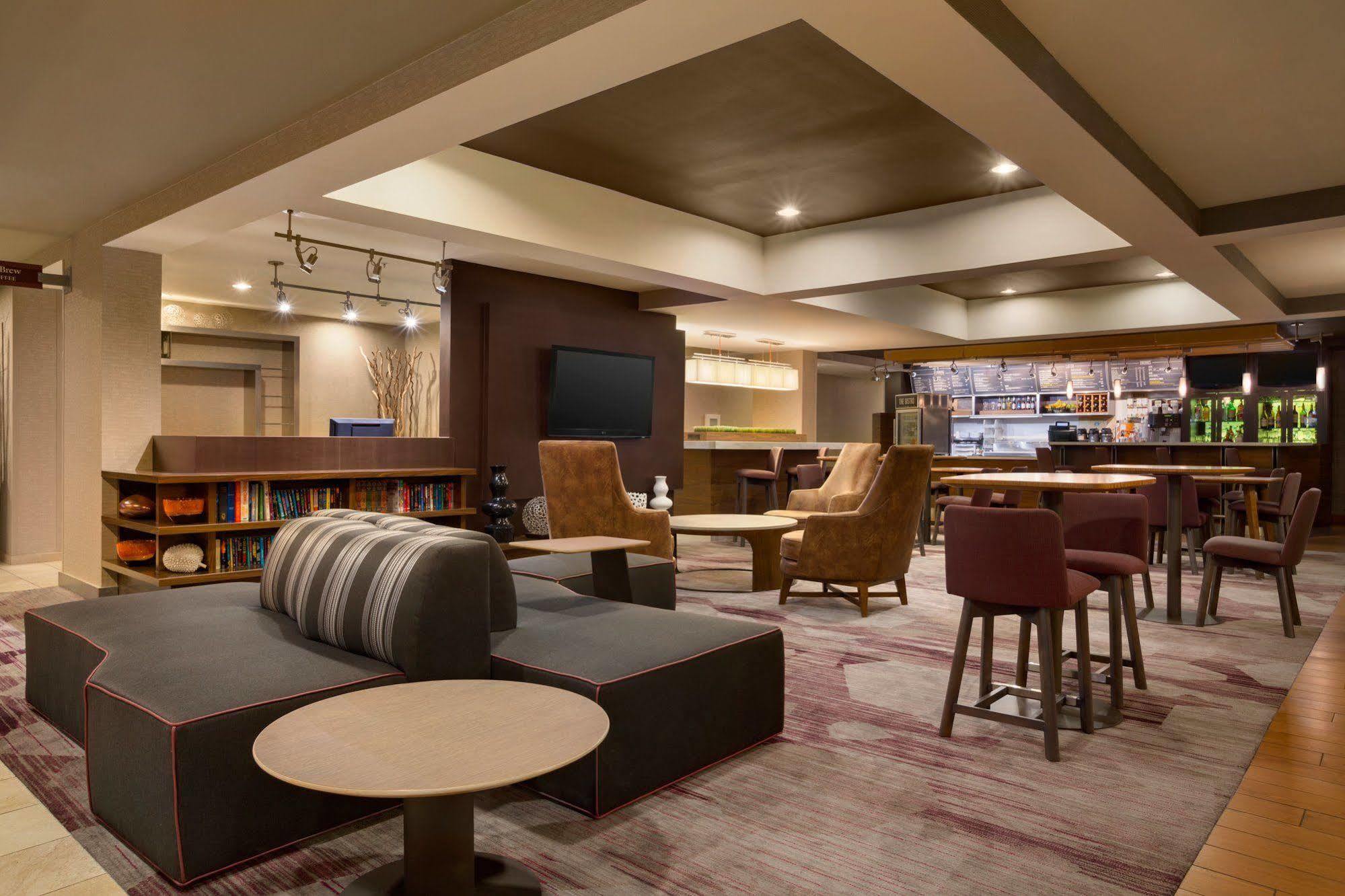 Courtyard By Marriott Champaign Hotel Kültér fotó